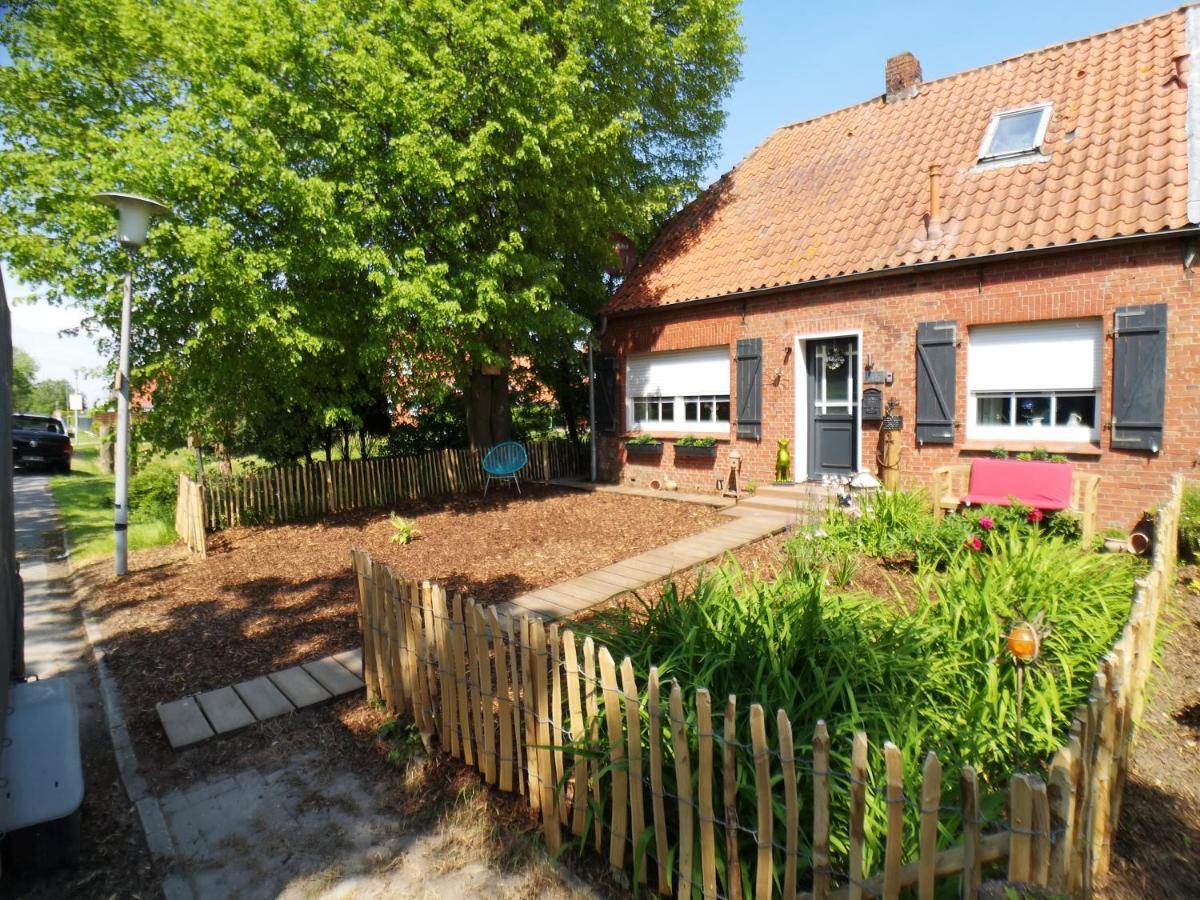 Huus An'T Doerpsdiek Krummhoern Exterior photo