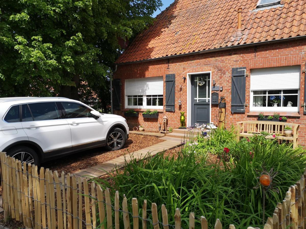 Huus An'T Doerpsdiek Krummhoern Exterior photo